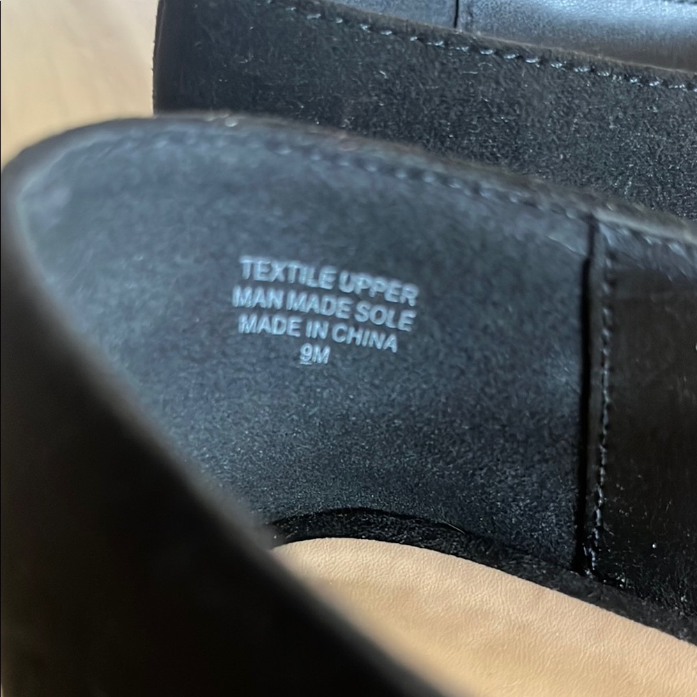 Ann Taylor - Black Flats with Rhinestone Strap - Picture 6 of 6